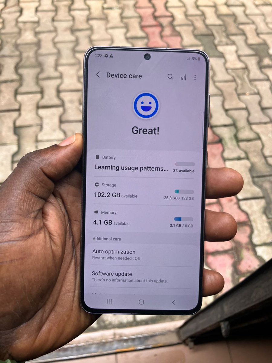Davepen4's tweet photo. Samsung S21 5G || phy+eSim || 4/128gb || Good battery life ✅ @290,000

Available for Swap/Buy Deal 
WhatsApp: 09034799788

Note>>> Serious buyers only https://t.co/cSTwYDrdbo