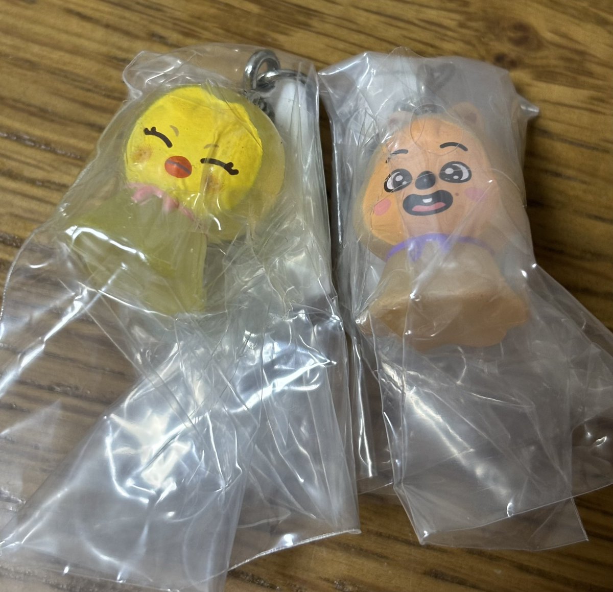 _enstay's tweet photo. スキズ ガチャ

【譲】ポガリ　ハンクオッカ

【求】ジニレット>フォクシニー

郵便でのお取引希望です！
お気軽にお声掛けください✨ https://t.co/uXYNjIA1Qc