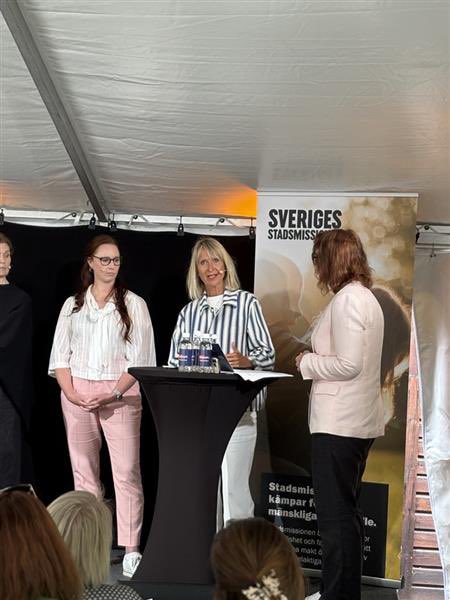 Första seminariet för dagen - om barn i hemlöshet <a href="/STHstadsmission/">Sthlms Stadsmission</a> <a href="/SVstadsmission/">Sveriges Stadsmissioner</a>  <a href="/larrysoder/">Larry Söder</a> <a href="/HannaVictoria/">HannaVictoria Mörck 🇸🇪🇺🇦 🏹🍎</a>