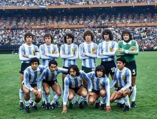 Un 25 de Junio de 1978, Argentina era Campeón del Mundo. Pasaron décadas, pero el corazón todavía late como ese día. VamosArgentina!! Gracias Campeónes del 78!!