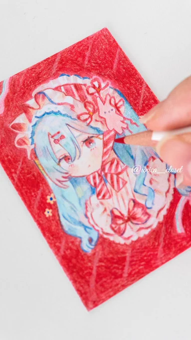ショート動画更新しました 配信で描いた原画キーホルダーのショート動画です!お時間ある時に是非見てね〜! 【イラストメイキング】原画キーホルダーを作る!Part2【色鉛筆】#色鉛筆 #イラストメイキング