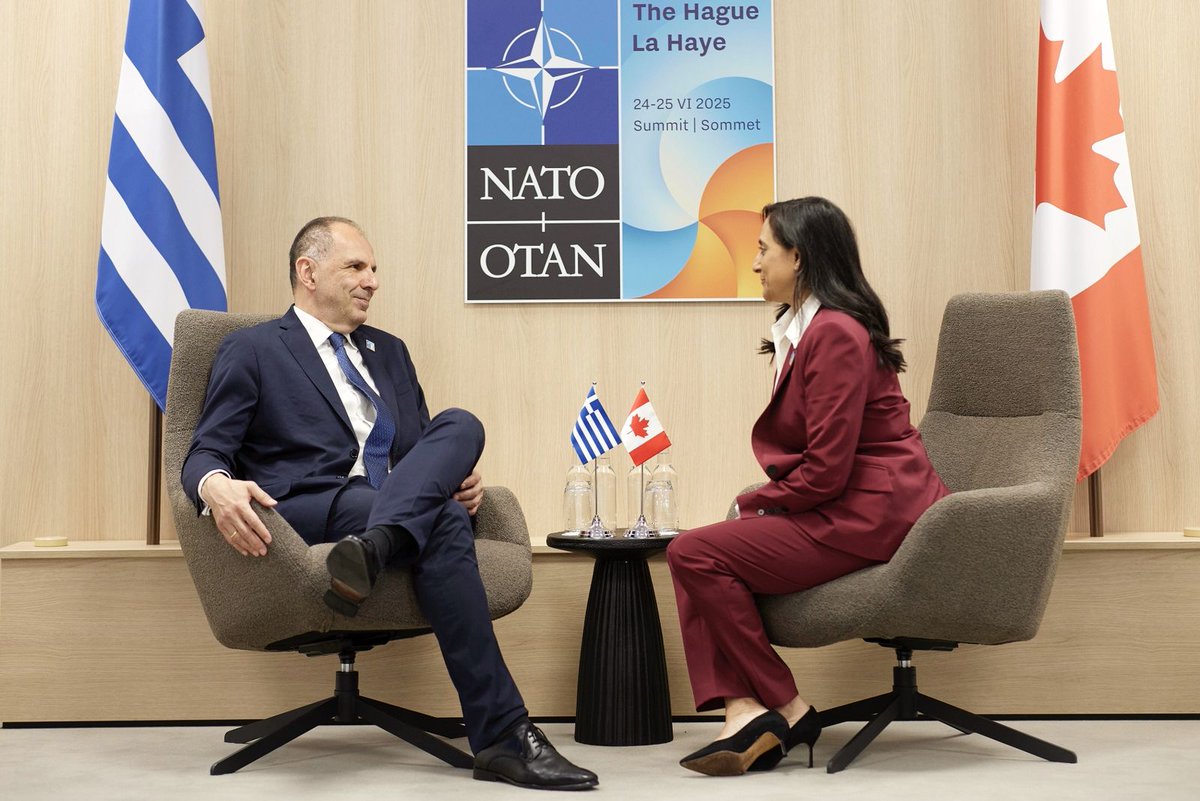 📍The Hague, Netherlands 

On the sidelines of #NATOSummit, FM George Gerapetritis had a meeting w/ #Canada FM <a href="/AnitaAnandMP/">Anita Anand</a> focused on the strengthening of 🇪🇺-🇨🇦 relations, trade &amp; investments, education &amp; culture.