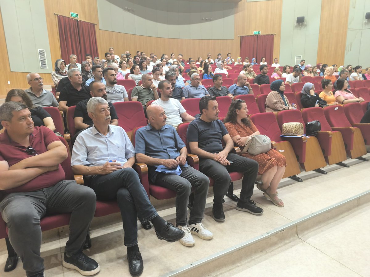 2024-2025 Eğitim- Öğretim Yılı Mesleki Çalışma Kapsamında Erzin İlçemizde İlkokul, Ortaokul ve Lise Öğretmenlerimize, Türkiye Yüzyılı Maarif Modeli Ölçme ve Değerlendirme Semineri Verildi.
