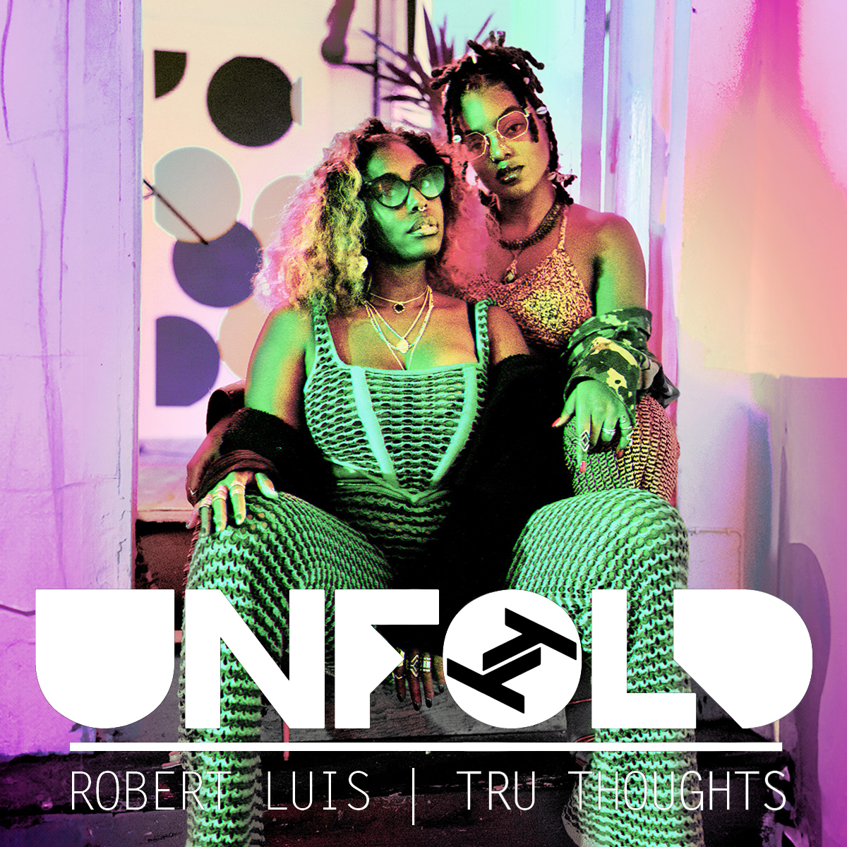 tru_thoughts's tweet photo. .@ROBERTLUIS Unfold📻
Listen on @mixcloud/@SoundCloud

A remix from the new @melonyxmusic single. Soul from @MassiveAttackUK, @omarlyefookMBE. The brilliant anthem from @sampology. The big tune from @LittleSimz &amp; @obongjayar. Jungle from Break ft Lorna King - The Sauce remix +++ https://t.co/XH4ZHOeidZ