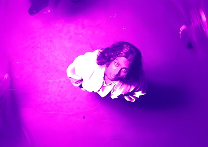 Jamsphere's tweet photo. The Neon Revolution is here! ✨ Ashwin Gane is rewriting the rules with his electrifying “milli-ON (Synthwave Remix).” 🎶 #AshwinGane #milliON #SynthwaveRemix #TheNeonRevolution #NewMusic #ElectronicMusic #Hiphop - https://t.co/OIdHUgkfX5 https://t.co/Gk3O4hpZ0Z