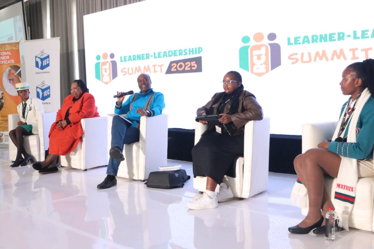 DBE_SA's tweet photo. The second panel discussion, titled "African Youth Leadership and Agency: Leading in an African Way," unfolds with powerful reflections as panelists honour the legacy of the youth of 1976. As #YouthMonth draws to a close, the conversation centres on what it means to lead authentically, rooted in African values, culture, and collective strength.

#Y20SouthAfrica
#GovZAUpdates