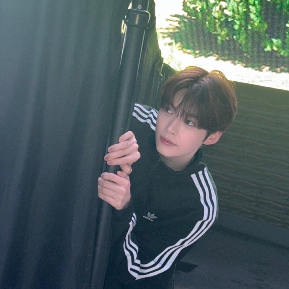 myhamkittyboy's tweet photo. 고양이는 경계심이 많은 동물이라고 합니다
아마도? https://t.co/dFEEX56wpW