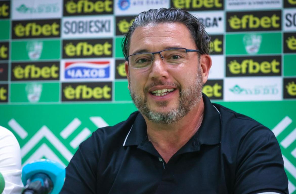 🚨Exclusiva Morao A Pie de Campo🚨

🇦🇷 El argentino Hernán Banato, presidente y dueño del Beroe de Bulgaria ha presentado el proyecto al alcalde y ayuntamiento de la ciudad y la próxima semana podría ser oficial el acuerdo para que entre como nuevo inversor en la UD Caravaca
🔜⏰