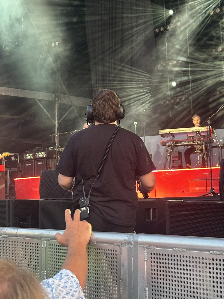 Nina Eagle tweet media