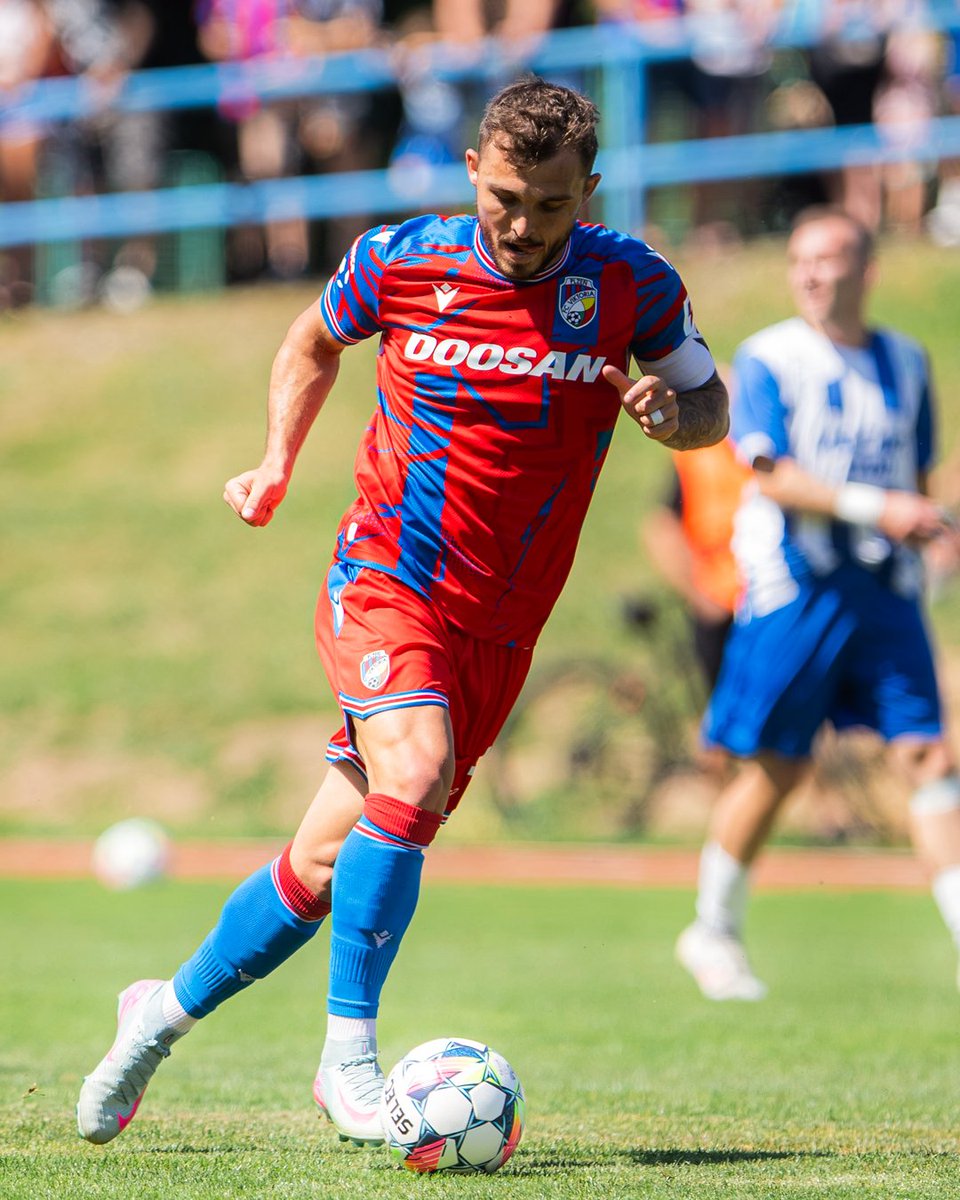 LIVESTREAM 🔴🎥

Dnešní přípravné utkání Viktorie proti Dynamu České Budějovice můžete sledovat živě na našem YouTube kanále. 📺 Přenos bude dostupný pár minut před výkopem na odkazu níže. ⤵️

SLEDUJTE ZDE 📲 bit.ly/44bTdt7