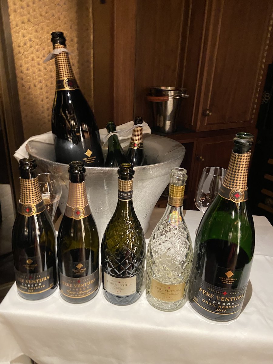 The sparkling wines of Cava producer Pere Ventura are some of the best in the world but what makes them rival top-end Champagne? Miranda Long met up with Pere and wife/ co-founder Mireia Juvé at London’s Savoy Grill to try and find out. Click the-buyer.net/tasting/wine/c…