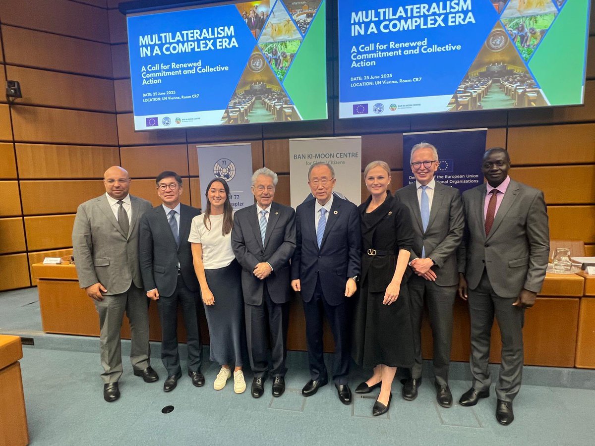 EU Ambassador Carl Hallergard ๐ช๐บ๐บ๐ณ (@challergard) on Twitter photo Delighted to welcome, together with <a href="/KenyaEmbVienna/">Kenya Embassy/Permanent Mission Vienna</a> Amb. Maurice Makoloo, former UNSG Ban Ki-moon at our joint <a href="/euunvie/">EU Delegation Vienna ๐ช๐บ</a>-<a href="/G77_Vienna/">G-77 Vienna Chapter</a>-<a href="/bankimooncentre/">Ban Ki-moon Centre for Global Citizens</a> event titled "#Multilateralism in a Complex Era". Grateful to <a href="/UN_Vienna/">UN Vienna</a> Exec. Dir. <a href="/GhadaFathiWaly/">Ghada Fathi Waly</a> for introducing our event Delighted to welcome, together with <a href="/KenyaEmbVienna/">Kenya Embassy/Permanent Mission Vienna</a> Amb. Maurice Makoloo, former UNSG Ban Ki-moon at our joint <a href="/euunvie/">EU Delegation Vienna ๐ช๐บ</a>-<a href="/G77_Vienna/">G-77 Vienna Chapter</a>-<a href="/bankimooncentre/">Ban Ki-moon Centre for Global Citizens</a> event titled "#Multilateralism in a Complex Era". Grateful to <a href="/UN_Vienna/">UN Vienna</a> Exec. Dir. <a href="/GhadaFathiWaly/">Ghada Fathi Waly</a> for introducing our event