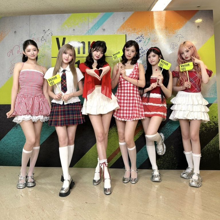 激安スーパーの“売上対決” Red Velvet ウェンディ solo starriver 中華 3枚セット K-POP・アジア