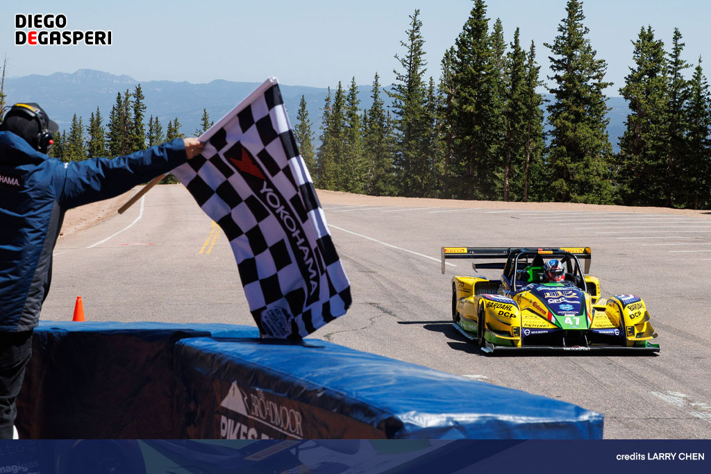 Degasperi tocca il cielo americano con un dito - diegodegasperi.it/notizie.asp?n=… - #DiegoDegasperi, #Vimotorsport, #TeamFaggioli, #PikesPeakInternationalHillClimb, #NovaProto, #SimoneFaggioli