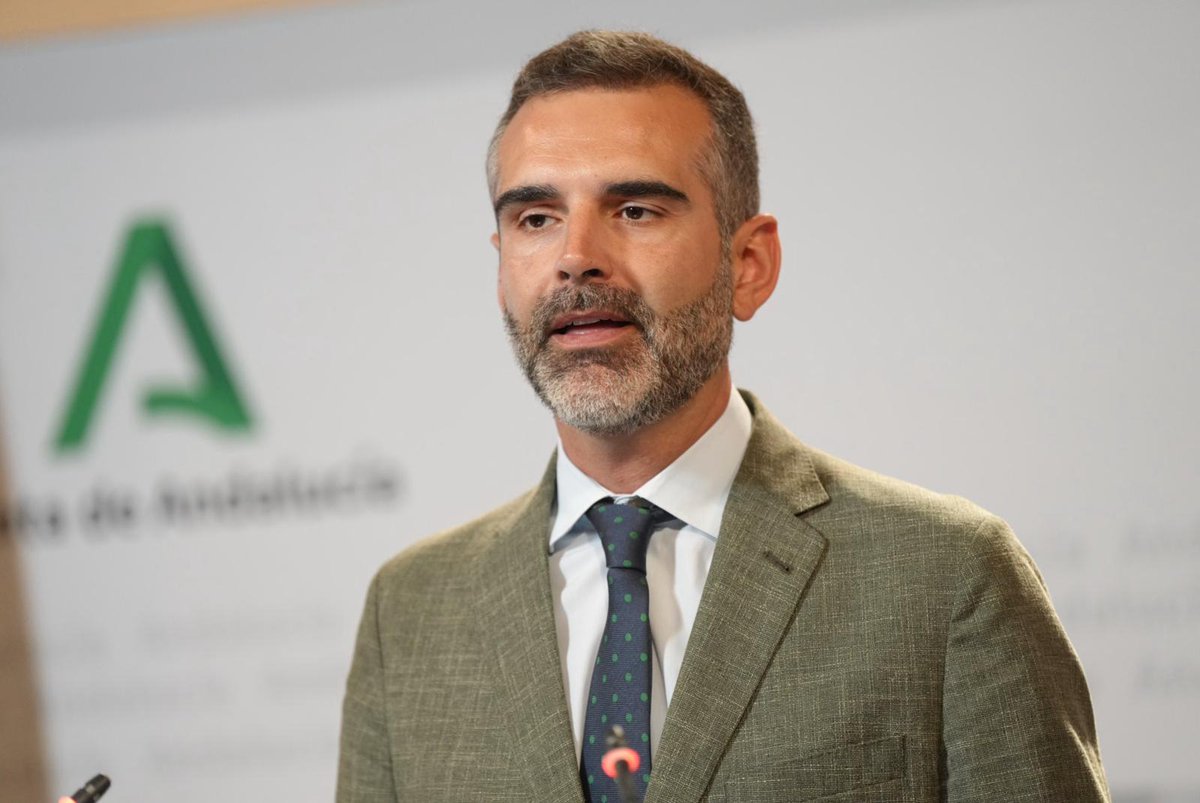 Junta de Andalucía (@andaluciajunta) on Twitter photo <a href="/RamonFPM/">Ramón Fernández-Pacheco M</a> <a href="/AgriculturAnd/">Consejería AgriPesca</a> 💬<a href="/RamonFPM/">Ramón Fernández-Pacheco M</a>: El pago de estas ayudas es un respaldo económico clave para el sector.
Contribuye a garantizar la viabilidad de sus explotaciones y a afrontar los gastos de producción.
Y refuerza la estabilidad del sistema agrario andaluz, pilar estratégico para nuestra economía. <a href="/RamonFPM/">Ramón Fernández-Pacheco M</a> <a href="/AgriculturAnd/">Consejería AgriPesca</a> 💬<a href="/RamonFPM/">Ramón Fernández-Pacheco M</a>: El pago de estas ayudas es un respaldo económico clave para el sector.
Contribuye a garantizar la viabilidad de sus explotaciones y a afrontar los gastos de producción.
Y refuerza la estabilidad del sistema agrario andaluz, pilar estratégico para nuestra economía.