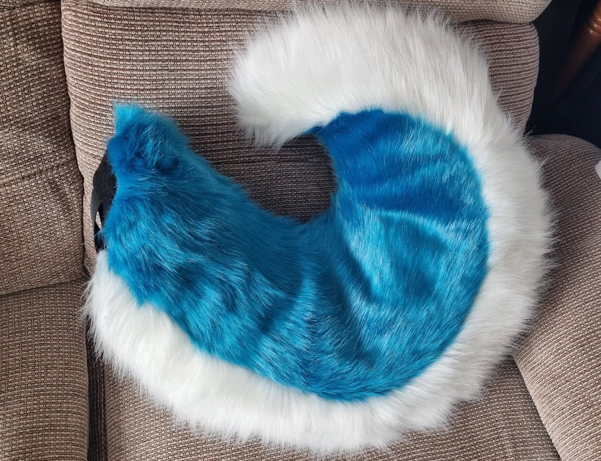 WIP on this tail, will be adding a zip to it shortly to add to the bodysuit that I will be working on today 👀