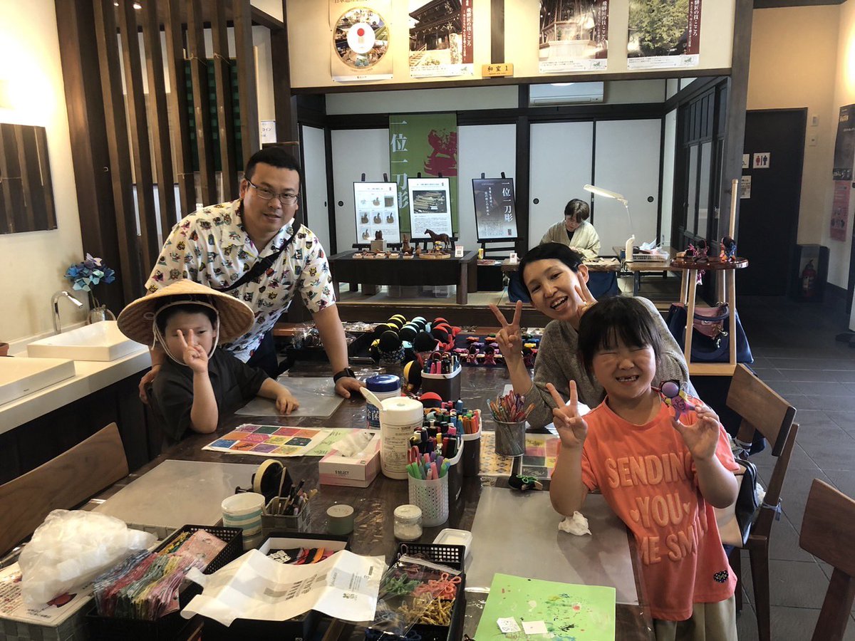 kumihida's tweet image. 温泉むすめのお友達と一緒に撮影ありがとうございます😊
また遊びに来てくださいね♪
#飛騨高山 #くみひだ #飛騨高山まちの体験交流館 #飛騨高山体験 #温泉むすめ