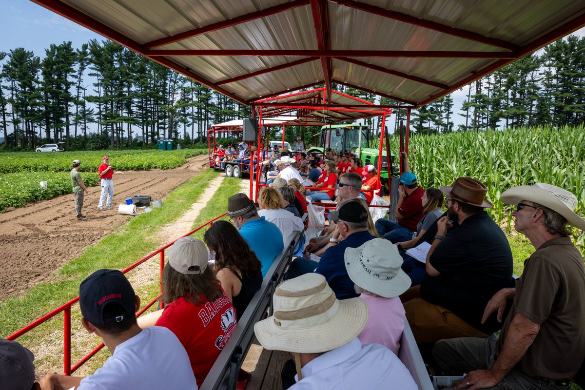 CALS hosts Hancock Potato Field Day 7/10 @1pm, at the Hancock Agricultural Research Stations. Enjoy field wagon tours, a self-guided tour of facilities, &amp; BBQ dinner. Visit CALS' Field Days webpage for info on this &amp; all Field Days &amp; events!
cals.wisc.edu/extension-outr…?