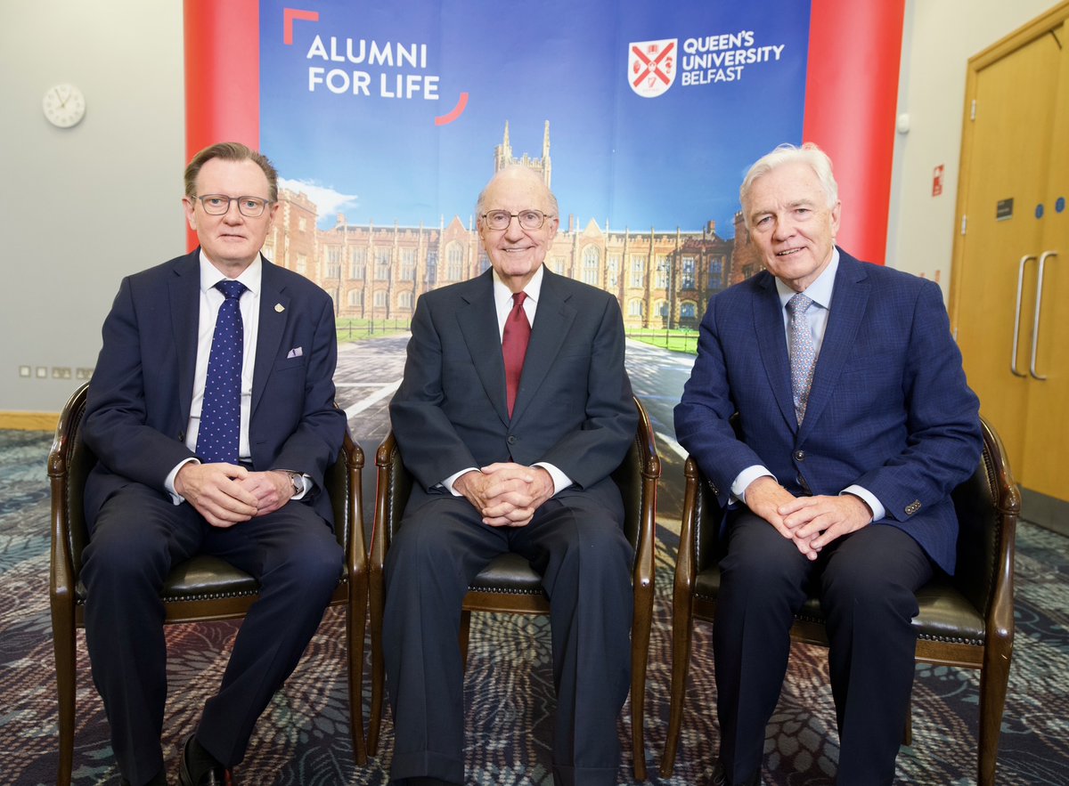 QUBAlumni's tweet image. We welcomed a range of people to Queen's today for a reception in honour of Senator George Mitchell. Amongst others were key contributors of the Good Friday/Belfast Agreement but star of the show was Dáithí Mac Gabhann who, with his father Máirtín, met the Senator and filled him…