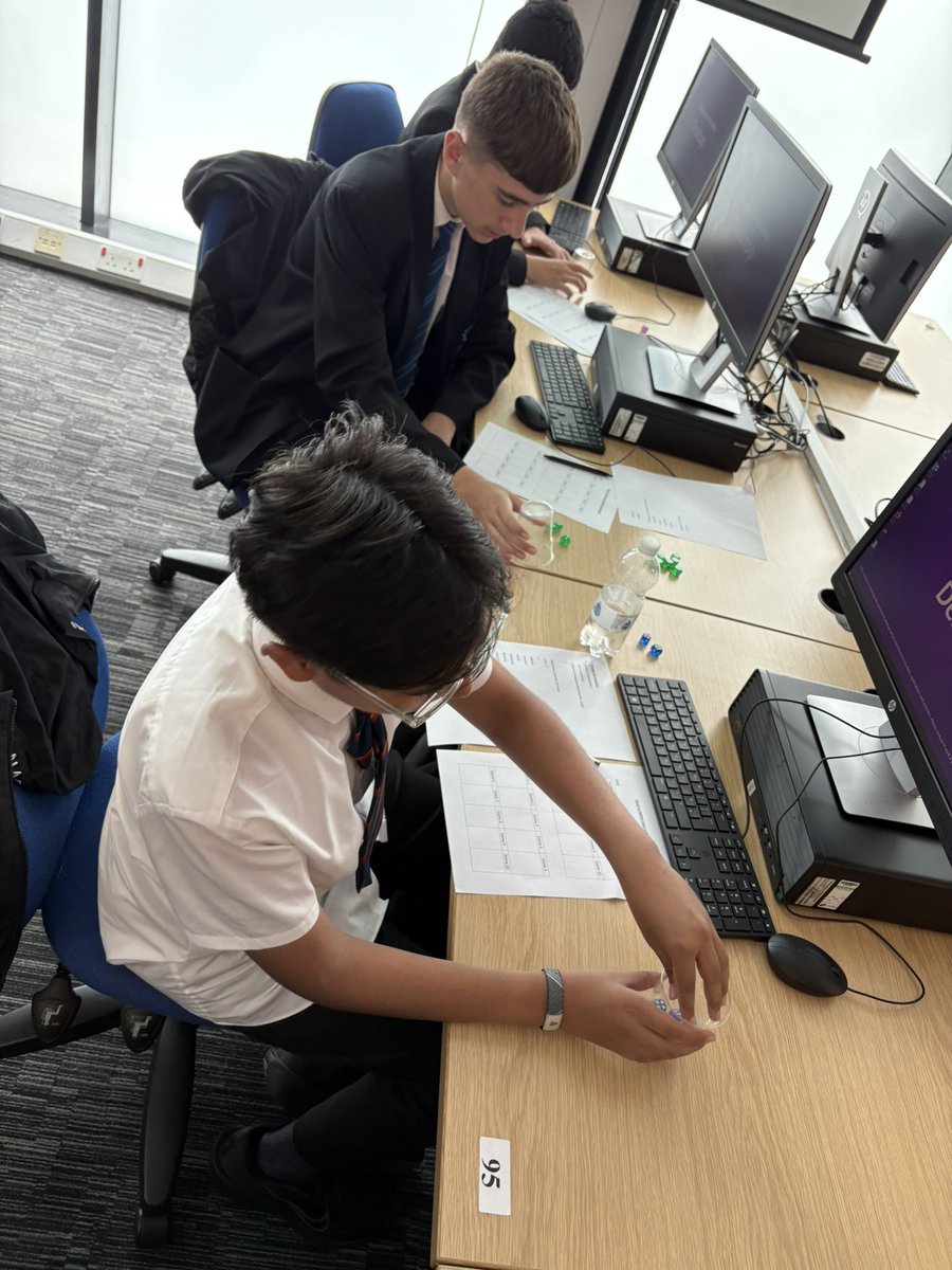 DerbyHighMaths's tweet image. “From Tenzi to Florence Nightingale” was one of the workshops students enjoyed at @OfficialUoM today.

Collecting data from the dice game Tenzi, they explored mean tendencies and hypothesis testing using statistical packages and visualisations.

@derbyhighbury  #enrichment