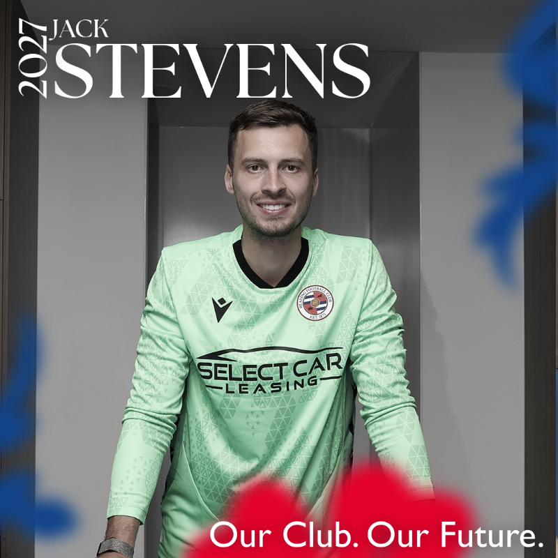 ReadingFC's tweet photo. 𝗦𝗧𝗘𝗩𝗘𝗡𝗦 𝗦𝗜𝗚𝗡𝗦 𝗨𝗣 𝗙𝗢𝗥 𝗧𝗛𝗘 𝗥����𝗬𝗔𝗟𝗦 🙌

We are delighted to announce the signing of Goalkeeper Jack Stevens on a two year contract until the summer of 2027 👇