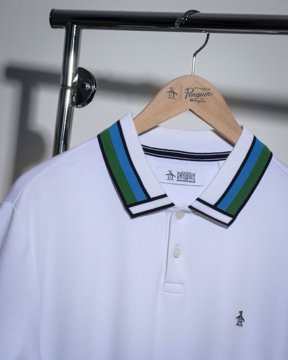 Smooth feel. Sharp edge. Crafted in soft-touch cotton, our new polo shirts feature a clean- cut silhouette with just the right amount of bold, thanks to the contrast colour collar detail  #OriginalGoodTime🐧