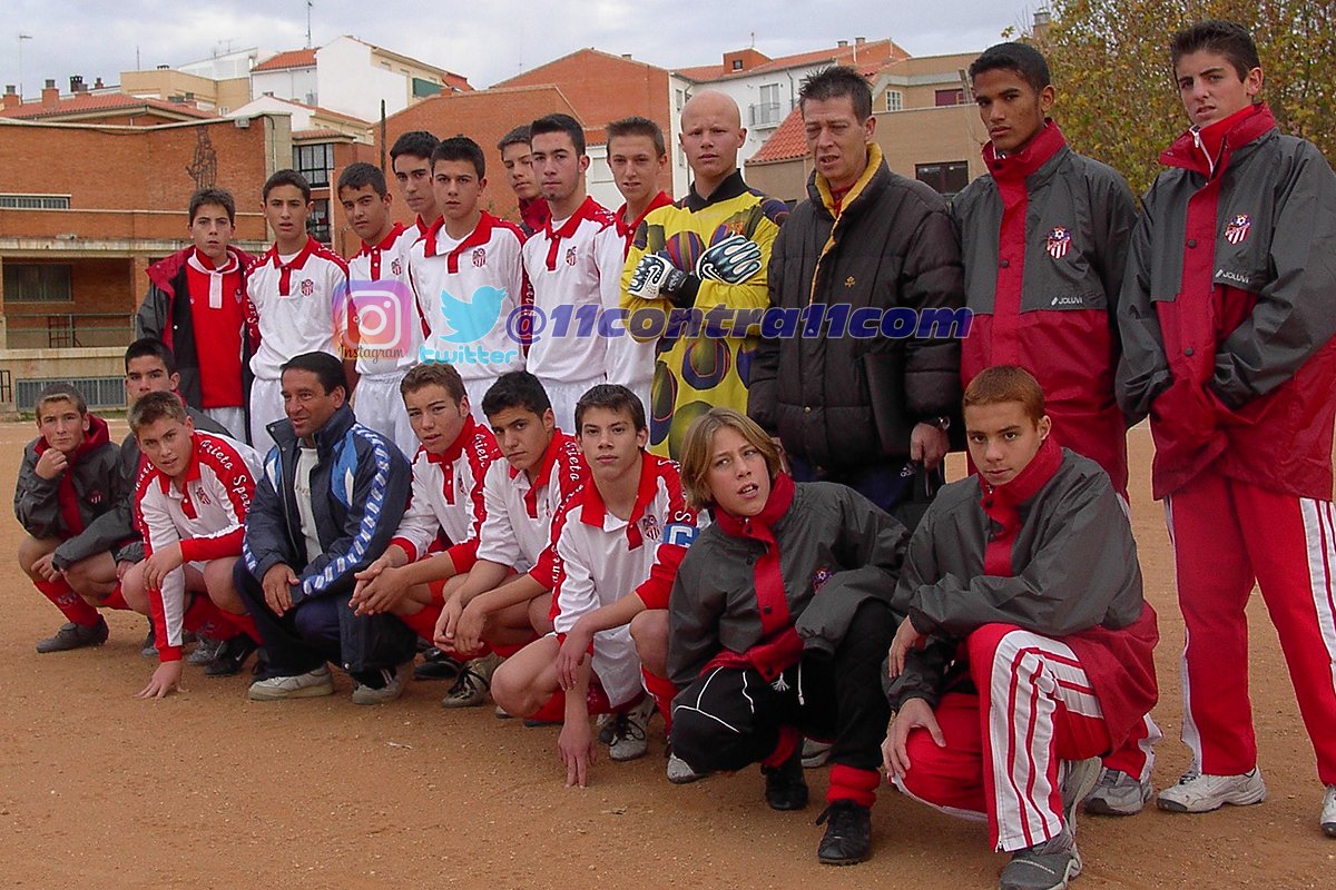 #aquellos11contra11
⚽️ @udsantamarta #CadeteProvincial
🏟️ Salesianos Pizarrales
📆 Noviembre 2002

#fútbol #salamanca #recuerdos #fútbolbase #aquellosmaravillososaños #cadete