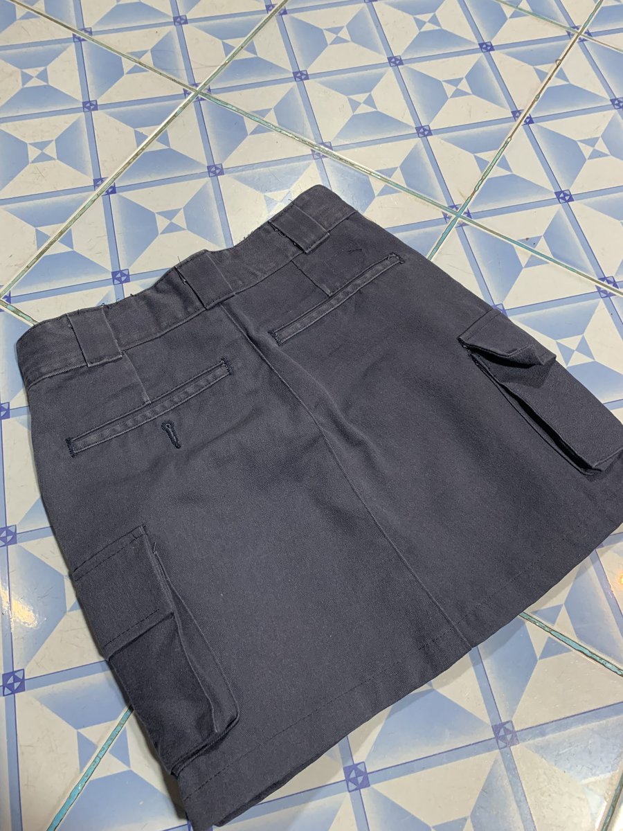 madmad_1414's tweet photo. กระโปรง dickies 
เอว26
50฿ https://t.co/5zJjC4jMUQ