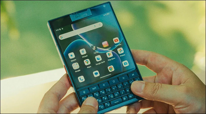 Así es el Titan 2: teclado, Android y doble pantalla en un solo dispositivo htcmania.com/showthread.php…