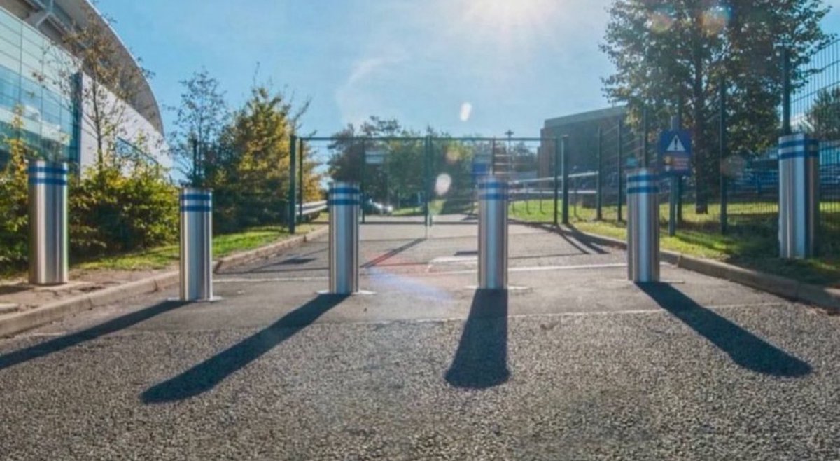 FrontierPitts's tweet image. Our #HVM #Terra #Universal #Bollard can be
✅ #manufactured with interchangeable sleeves to suit & blend in with each individual sites appearance.
✅ Impact tested to #IWA14 stopping 7.2t @ 50mph
#publicrealm #risingbollard #HostileVehicleMitigation
frontierpitts.com/products/bolla…