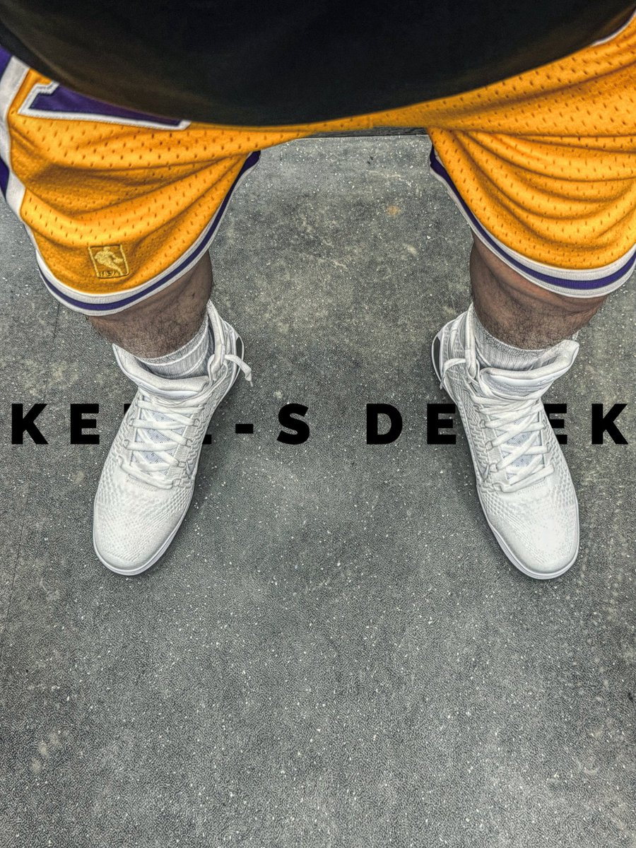 我知道你很疼 但只有这样我才有感觉