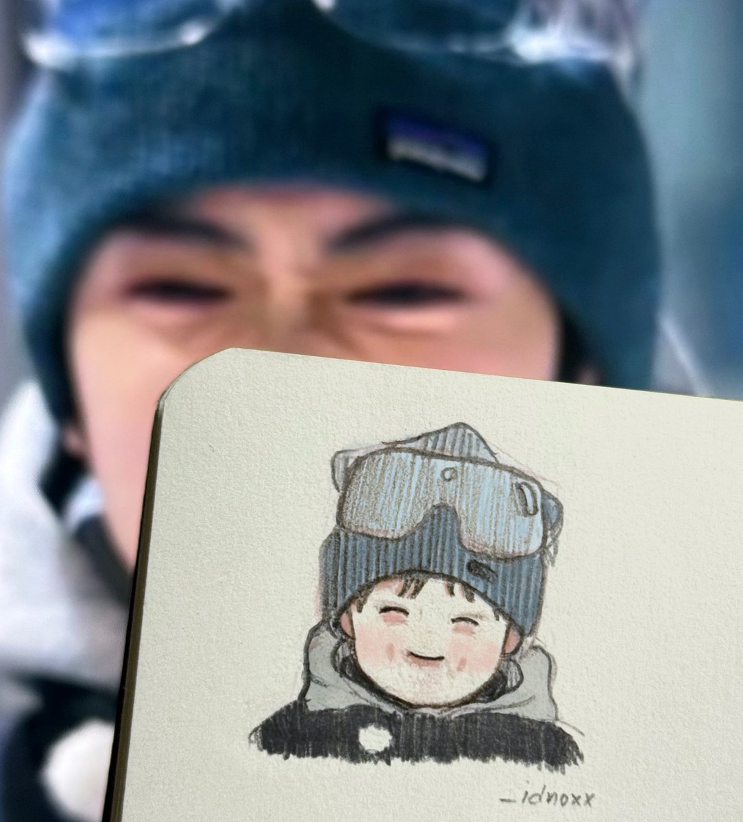hotaru tweet media