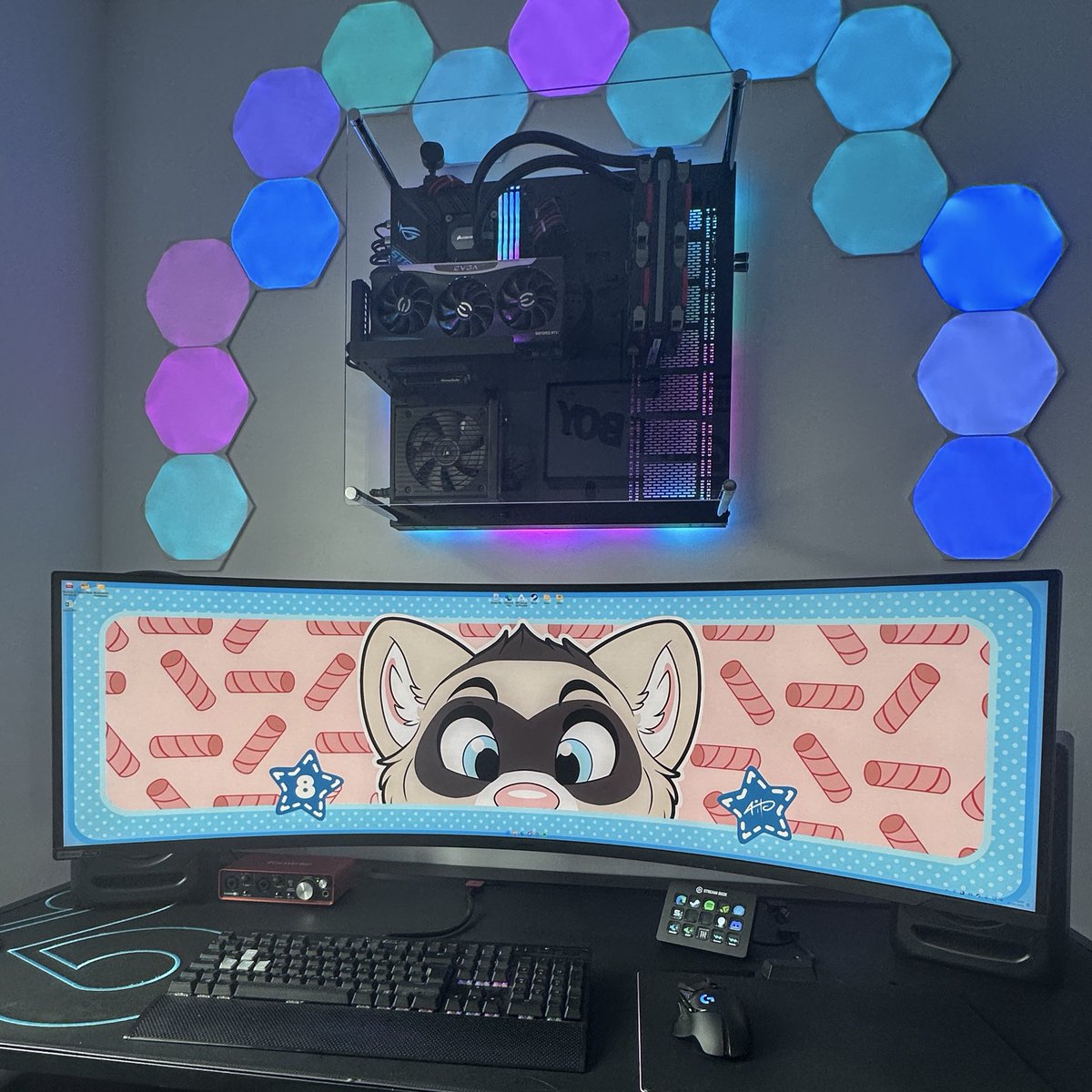 Finally, having this ultra wide monitor is justified 😌

🎨 <a href="/AitoKitsune/">Aito</a>