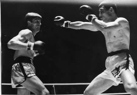 20th Century #OnThisDay (@iain_mcdougall) on Twitter photo #OnThisDay in 1966 Ki Soo Kim defeats Nino Benvenuti by split decision for the WBA/WBC World Super Welterweight title in Seoul <a href="/SInow/">Sports Illustrated</a> <a href="/boxing360/">Boxing360</a> <a href="/BoxingHistory/">Boxing History</a> <a href="/talkSPORT/">talkSPORT</a> <a href="/WorldBoxingNews/">World Boxing News</a> <a href="/BoxingNewsED/">Boxing News</a> <a href="/TeddyDraper/">Teddy Draper Sport</a> <a href="/BoxRec/">BoxRec.com</a> <a href="/ringmagazine/">Ring Magazine</a> <a href="/EdRobinsonBox/">Ed Robinson</a> <a href="/WBCBoxing/">World Boxing Council</a> #OnThisDay in 1966 Ki Soo Kim defeats Nino Benvenuti by split decision for the WBA/WBC World Super Welterweight title in Seoul <a href="/SInow/">Sports Illustrated</a> <a href="/boxing360/">Boxing360</a> <a href="/BoxingHistory/">Boxing History</a> <a href="/talkSPORT/">talkSPORT</a> <a href="/WorldBoxingNews/">World Boxing News</a> <a href="/BoxingNewsED/">Boxing News</a> <a href="/TeddyDraper/">Teddy Draper Sport</a> <a href="/BoxRec/">BoxRec.com</a> <a href="/ringmagazine/">Ring Magazine</a> <a href="/EdRobinsonBox/">Ed Robinson</a> <a href="/WBCBoxing/">World Boxing Council</a>