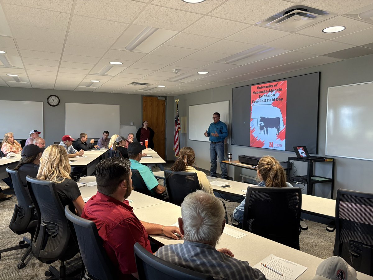 kacie_mccarthy's tweet image. Successful Cow-Calf Field day learning about research updates and technologies associated with targeted cattle feeding and supplementation, virtual fencing/water monitoring and cow efficiency.
#unlbeef #beefextension