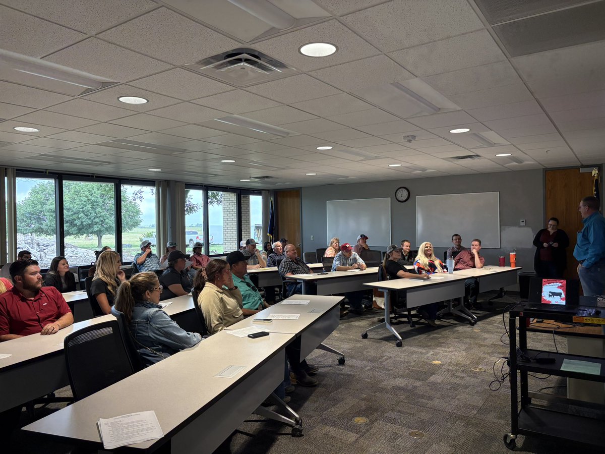 kacie_mccarthy's tweet image. Successful Cow-Calf Field day learning about research updates and technologies associated with targeted cattle feeding and supplementation, virtual fencing/water monitoring and cow efficiency.
#unlbeef #beefextension