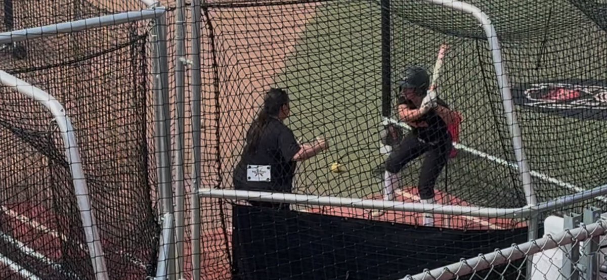 JChapman2029's tweet photo. Had an awesome time at the NC State Hitting Clinic! 🥎 Big thanks to the @packsbcamp staff and coaches for the energy, knowledge, and encouragement. Grateful for the opportunity to learn from the best! 🔴⚫ #GoPack #PackSoftball https://t.co/Uav4qLOg1M