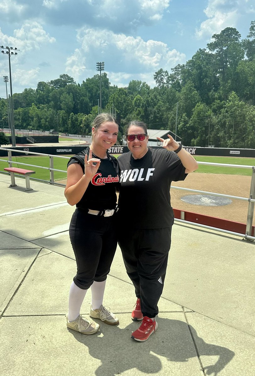 JChapman2029's tweet photo. Had an awesome time at the NC State Hitting Clinic! 🥎 Big thanks to the @packsbcamp staff and coaches for the energy, knowledge, and encouragement. Grateful for the opportunity to learn from the best! 🔴⚫ #GoPack #PackSoftball https://t.co/Uav4qLOg1M