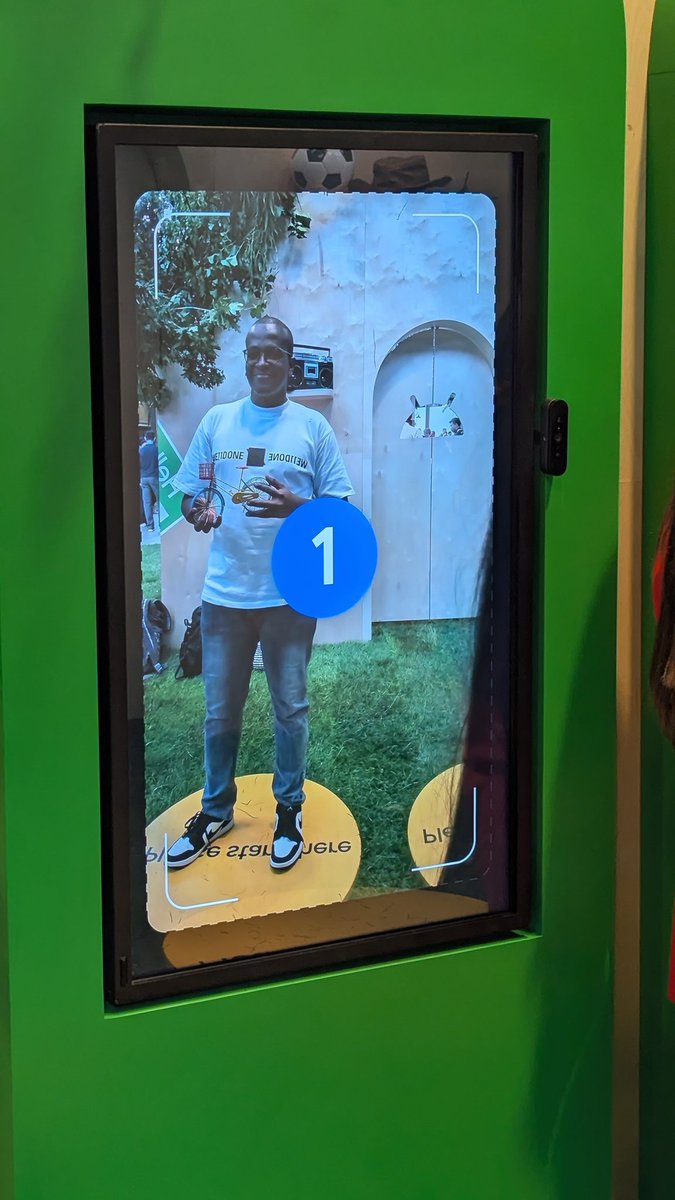 wayne_gakuo's tweet photo. @googledevs Passed through @Android's Androidify & came out with my own Android Avatar. And of course with my favorite means of transport 😆
@achinga_chris hii feature inatufaa sana🤣
#GooglelOConnect #GDGSummit #BuildwithGemini https://t.co/U4WACOVLfE