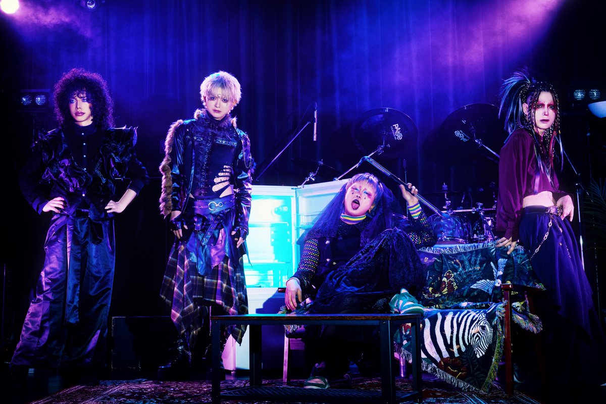 Mr.JACK (@mrjack_kill) on Twitter photo 【INFO】
#MrJACKが斬る!ゲスト情報⚔
第34回は…
MAMA.(<a href="/_MAMA_OFFICIAL/">MAMA.official</a> )が登場!
『#いじくりROCKS!』#65 にて
ダイジェスト版配信📺
【放送日時】
2025年7月1日(火)19時
【配信URL】
▼YouTube
youtube.com/live/LiWCG9RYV…
▼ニコニコ生放送
live.nicovideo.jp/watch/lv348019…
お楽しみに! 【INFO】
#MrJACKが斬る!ゲスト情報⚔
第34回は…
MAMA.(<a href="/_MAMA_OFFICIAL/">MAMA.official</a> )が登場!
『#いじくりROCKS!』#65 にて
ダイジェスト版配信📺
【放送日時】
2025年7月1日(火)19時
【配信URL】
▼YouTube
youtube.com/live/LiWCG9RYV…
▼ニコニコ生放送
live.nicovideo.jp/watch/lv348019…
お楽しみに!