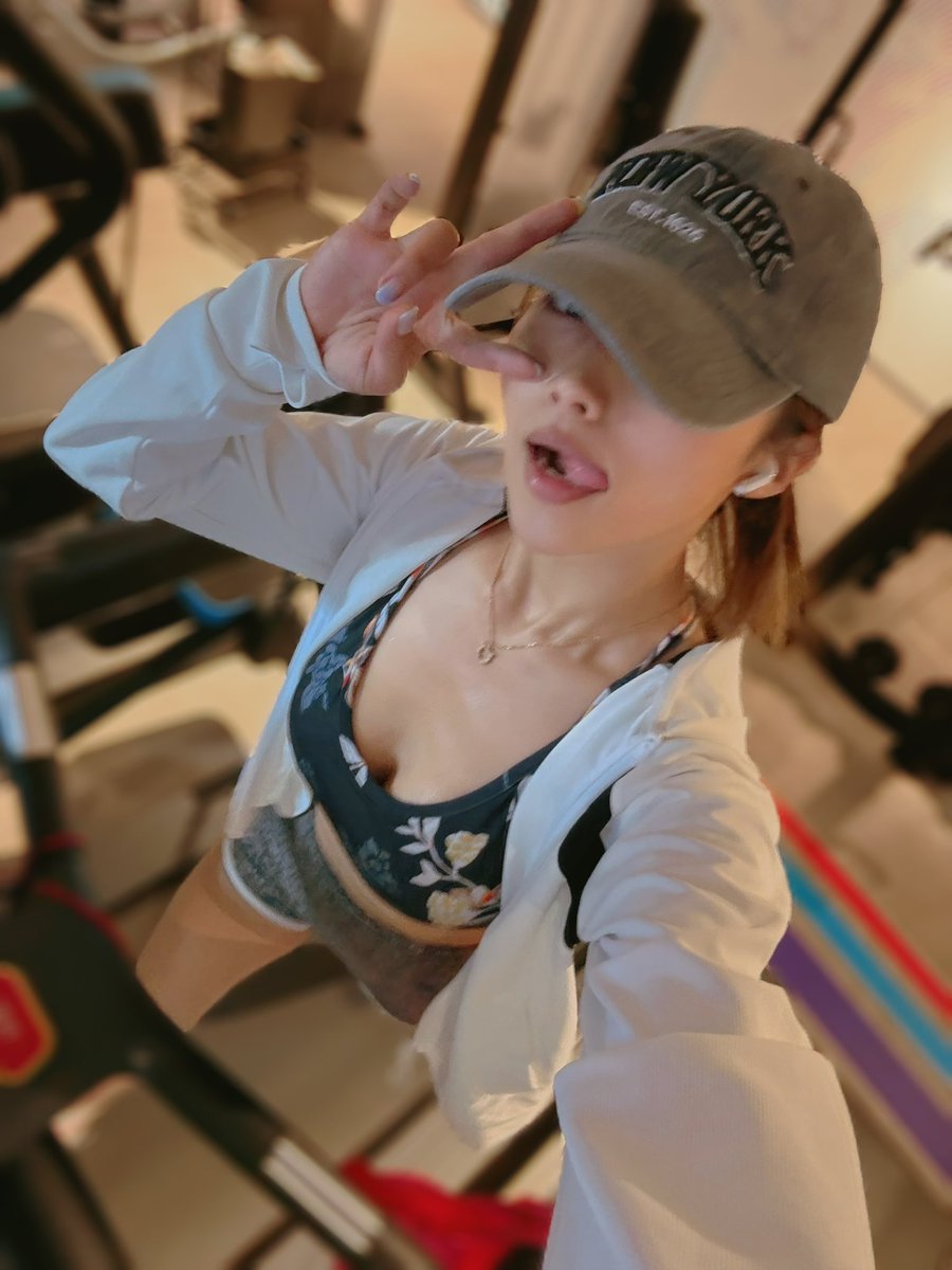 毎日投稿も慣れてきたな

トレーニングが習慣化されたように
意識から慣れるなんて難しい用で秒やねん

mi-muse.mi-glamu.com/kyoka_a.smiley…