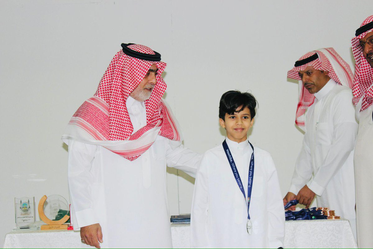 kamstabuk2's tweet photo. مدير تعليم تبوك يكرّم أبطال "مسابقة كانجارو 2025" و"مسابقة بيبراس" بحضور أولياء الأمور:

🥈 طلال عطالله خضر العطوي – الميدالية الفضية (مسابقة كانجارو 2025) – الابتدائي بنين
🥈 هتان عبدالله مخضور الحارثي – الميدالية الفضية (مسابقة بيبراس 2025 للمعلوماتية) – الابتدائي بنين
🥉 محمد عادل محمد الرشيد – الميدالية البرونزية (مسابقة كانجارو 2025) – الابتدائي بنين
🥉 زياد منير حسن عيد – الميدالية البرونزية (مسابقة بيبراس للمعلوماتية) – المرحلة المتوسطة – بنين
🥉 حور إبراهيم العطوي – الميدالية البرونزية (مسابقة كانجارو 2025) – الطفولة المبكرة / المسار العالمي
🥉 رهف أحمد مباركي – الميدالية البرونزية (مسابقة كانجارو 2025) – الثانوي – بنات
🥉 رسيل وليد البلوي – الميدالية البرونزية (مسابقة كانجارو 2025) – الثانوي – بنات

إنجاز يستحق الفخر.. وموهبة تستحق الدعم
#مدارس_الملك_عبدالعزيز_النموذجية_تبوك
#مسابقة_كانجارو_2025
#مسابقة_بيبراس