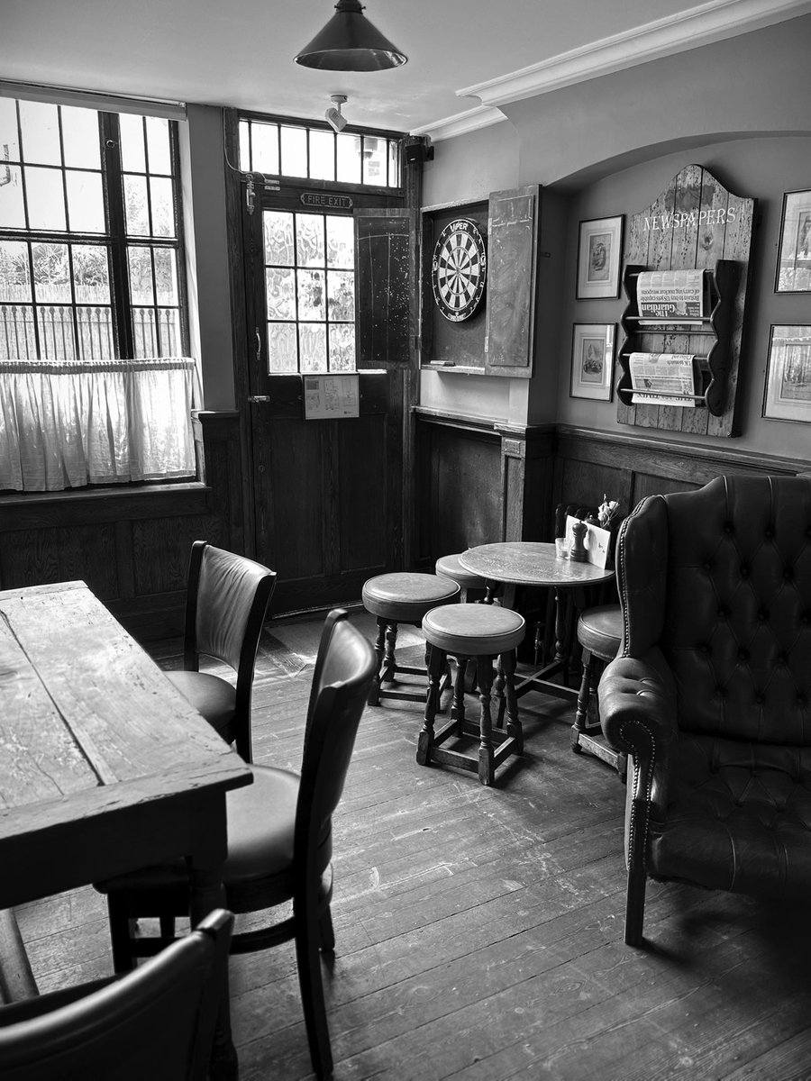 Alastair Hilton tweet media