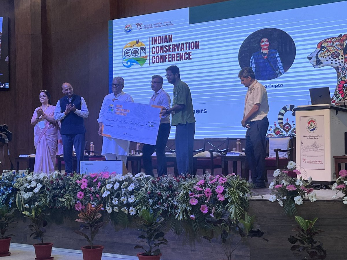 PIB in Uttarakhand (@pibdehradun) on Twitter photo Union Minister of <a href="/moefcc/">MoEF&CC</a> Sh <a href="/byadavbjp/">Bhupender Yadav</a> felicitated the eight winners of Equipment Grant during #ICCON2025 at <a href="/wii_india/">Wildlife Institute of India</a> Dehradun. <a href="/PIBHindi/">पीआईबी हिंदी</a> <a href="/DDnews_dehradun/">DD NEWS UTTARAKHAND</a> <a href="/airnews_ddn/">Akashvani News Uttarakhand 🇮🇳</a> Union Minister of <a href="/moefcc/">MoEF&CC</a> Sh <a href="/byadavbjp/">Bhupender Yadav</a> felicitated the eight winners of Equipment Grant during #ICCON2025 at <a href="/wii_india/">Wildlife Institute of India</a> Dehradun. <a href="/PIBHindi/">पीआईबी हिंदी</a> <a href="/DDnews_dehradun/">DD NEWS UTTARAKHAND</a> <a href="/airnews_ddn/">Akashvani News Uttarakhand 🇮🇳</a>