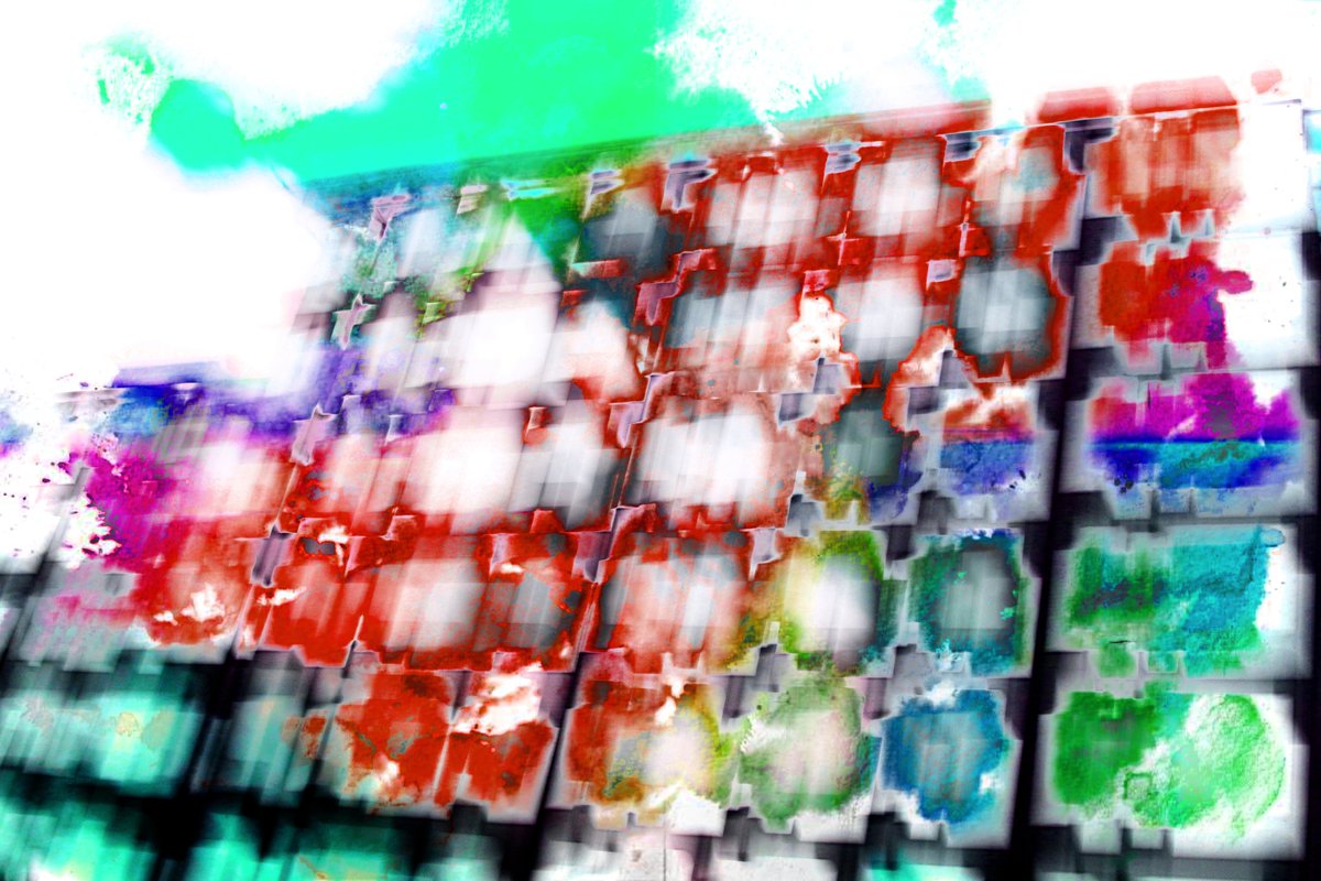 Tallinn a few days ago! A new facade and new light – a more beautiful Tallinn.
 Now: DSC_9334_6