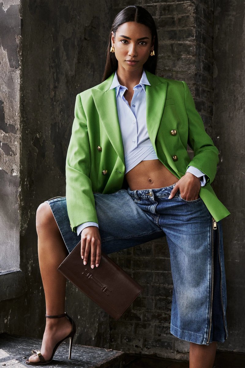 LOVE these DENIM looks of ✨Elisabetta Franchi✨ Resort 2026.🪡