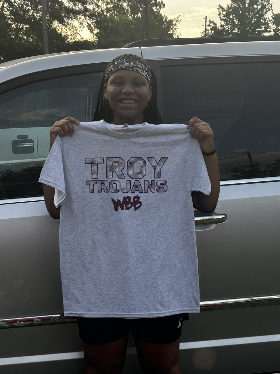 Day 2 of Troy Camp incoming‼️🏀🏀🏀Yep, my upcoming 7th grader will be playing with Carroll High JV team👀💪🏽❤️ #FutureAthlete #Cole3 #HereSheComes 💪🏽💪🏽💪🏽