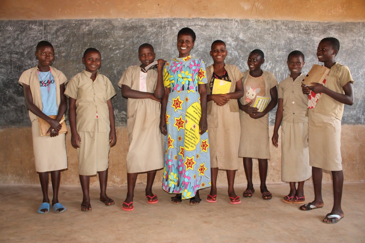 Education Cannot Wait (@educannotwait) on Twitter photo âThrough the programme, I was given 5 reusable dignity pads. I feel supported and this encourages me to go far with learning.â ~Jeanine, 14
Thanks to #ECW & <a href="/WorldVision/">World Vision</a>, girls in #Burundi like Jeanine receive resources to stay in school.
Read more: ecw.exposure.co/mentors-making⊠âThrough the programme, I was given 5 reusable dignity pads. I feel supported and this encourages me to go far with learning.â ~Jeanine, 14
Thanks to #ECW & <a href="/WorldVision/">World Vision</a>, girls in #Burundi like Jeanine receive resources to stay in school.
Read more: ecw.exposure.co/mentors-makingâŠ