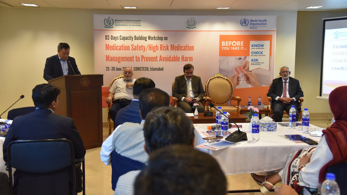 WHOPakistan's tweet photo. Preventing avoidable harm in medication practices is crucial to deliver safe health care for all. @WHOPakistan &amp; the Ministry of Health trained this week 50 health experts in enhancing patient safety protocols across Pakistan. 
#PatientSafety 
#HealthForAll 
#SDG3 https://t.co/iNWfW5lq4a