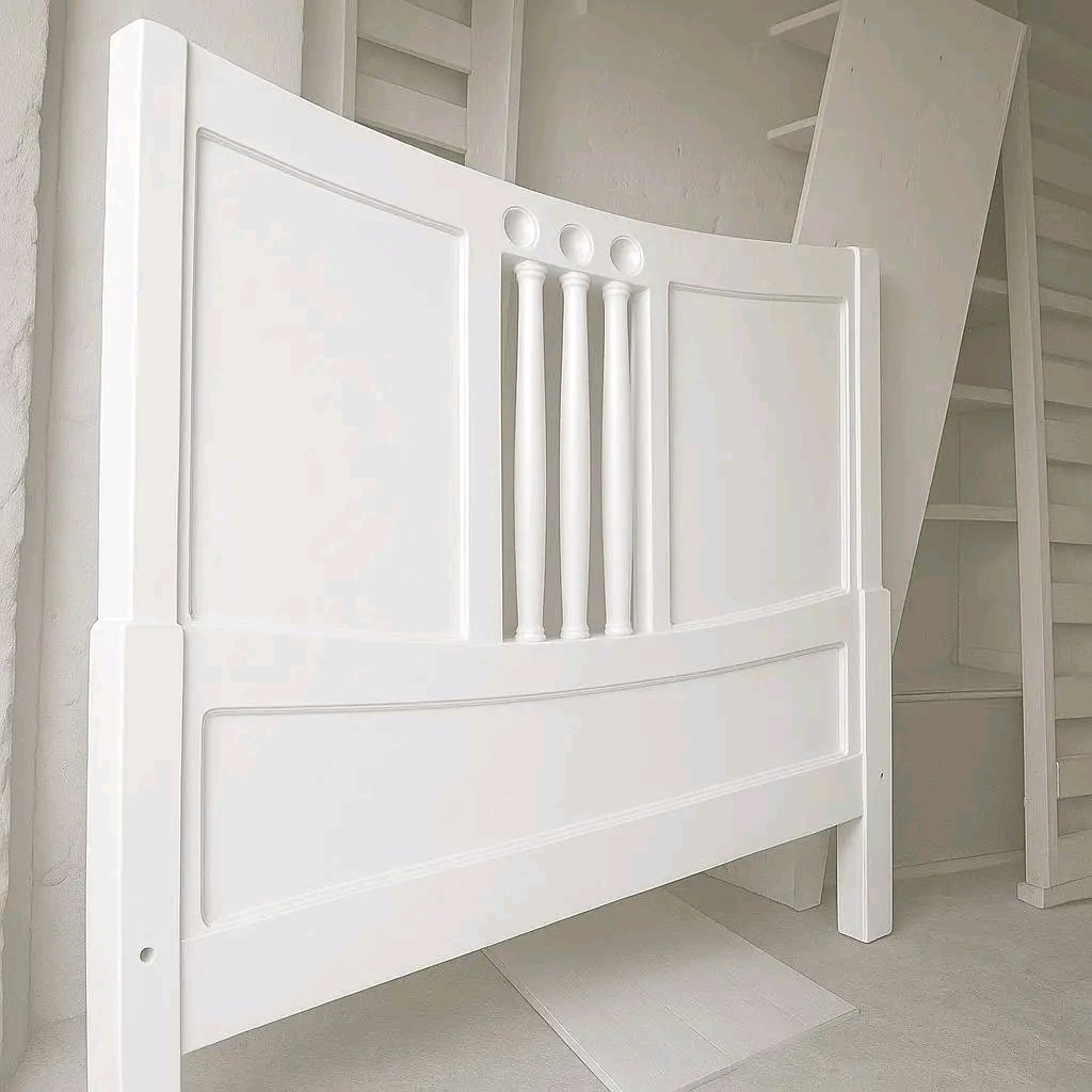 kigongoEddie's tweet photo. 📣 FOR SALE
🛏️ 4x6 ft Bedframe – Only 300,000 UGX!
Beautifully finished in white with a unique spindle design – perfect for a modern bedroom!
✅ Strong and durable
 Call or WhatsApp 0752 477377 for quick delivery or viewing.
📍 Located in Bwaise Industrial Area https://t.co/hIPsbuHhGy